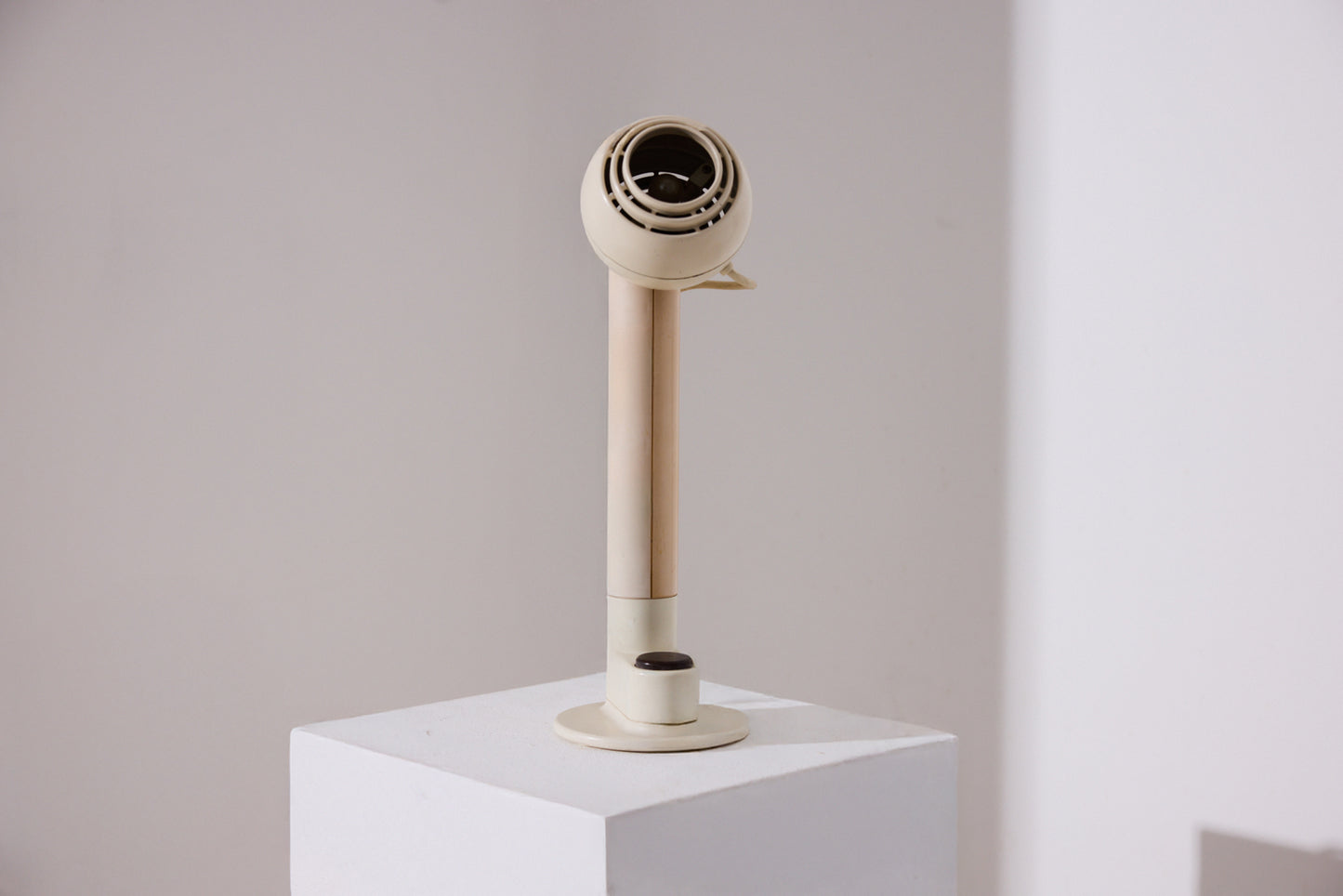 baancollection-osram-magneticlamp-frontal