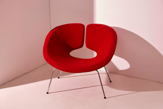 Apollo Lounge Chair — Patrick Norguet for Artifort, Red - Baan Collection- frontal