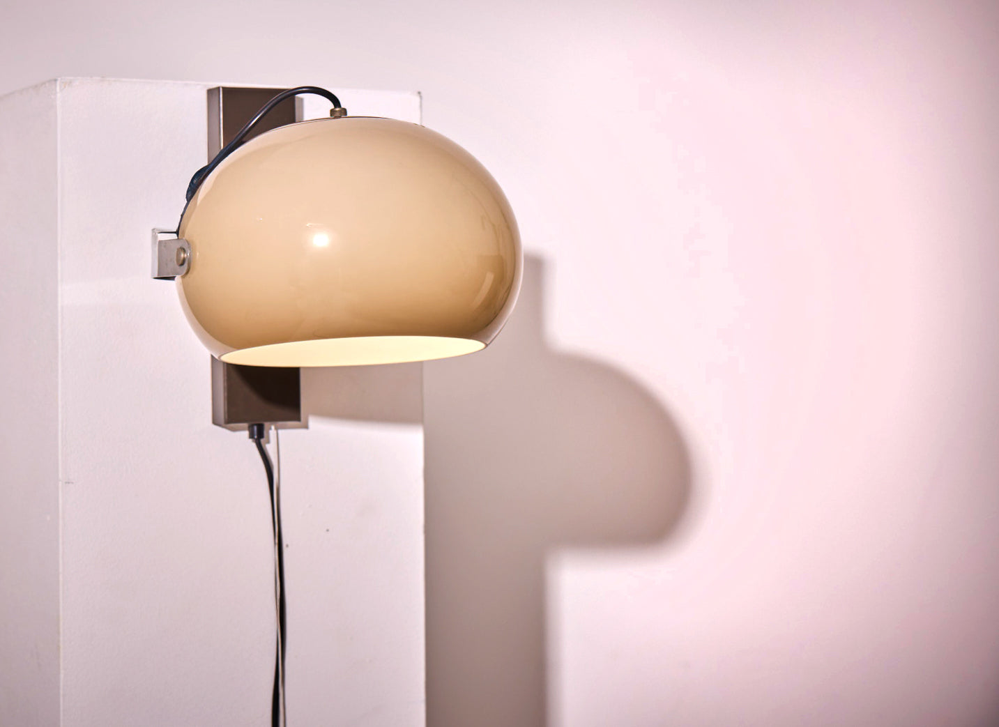 Dijkstra / Gepo – Mushroom Wall Lamp, 1970s-front