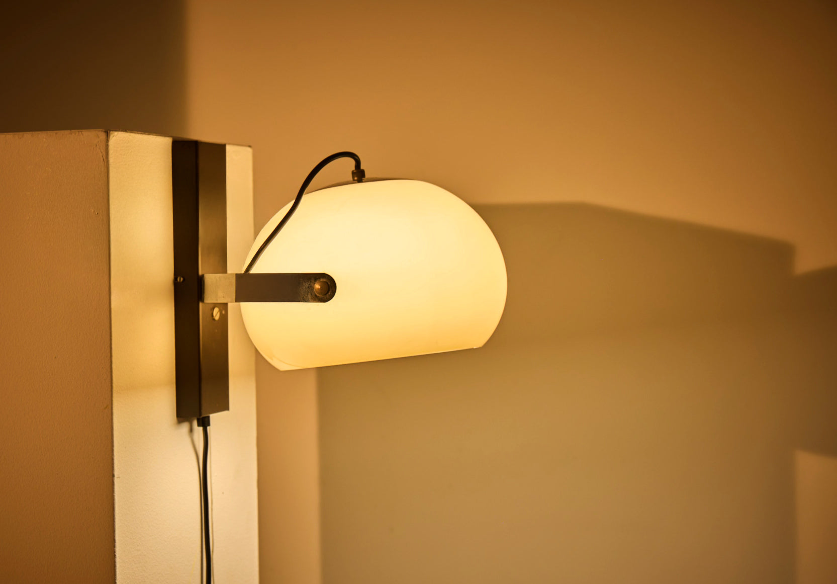 Dijkstra / Gepo – Mushroom Wall Lamp, 1970s-side
