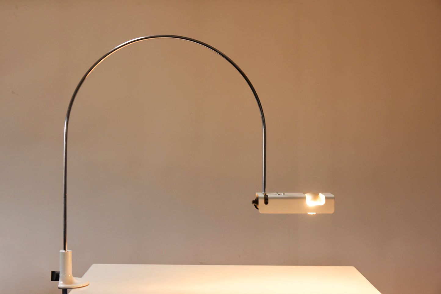 Joe Colombo – Spider Table Lamp, Italy 1960s-light