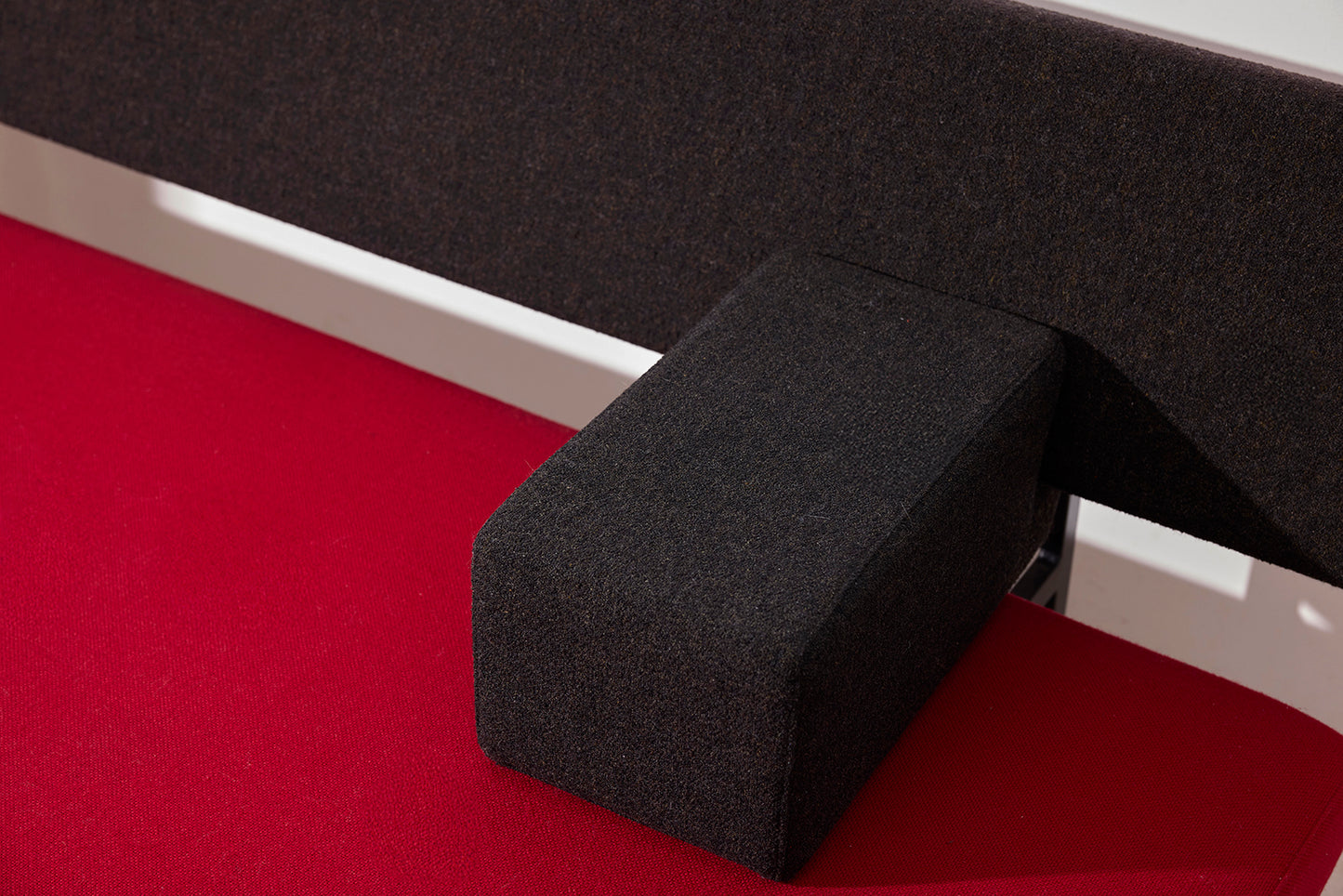 Brø2-sofa by Martin Visser for Spectrum-upholstery detail-
