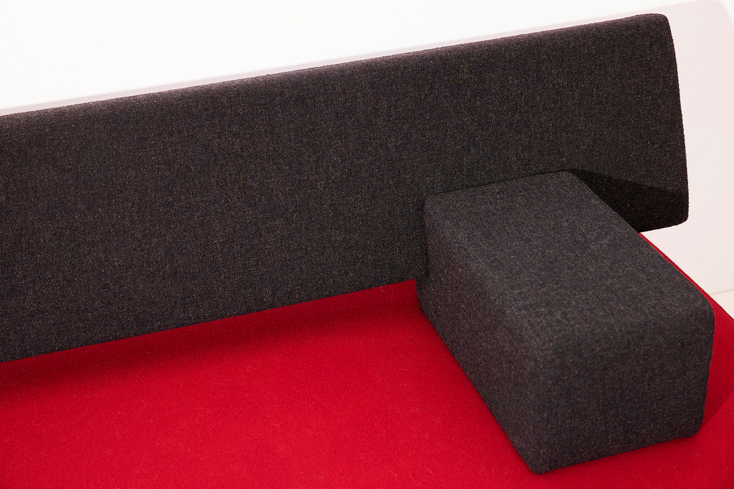 Brø2-sofa by Martin Visser for Spectrum-upholstery detail