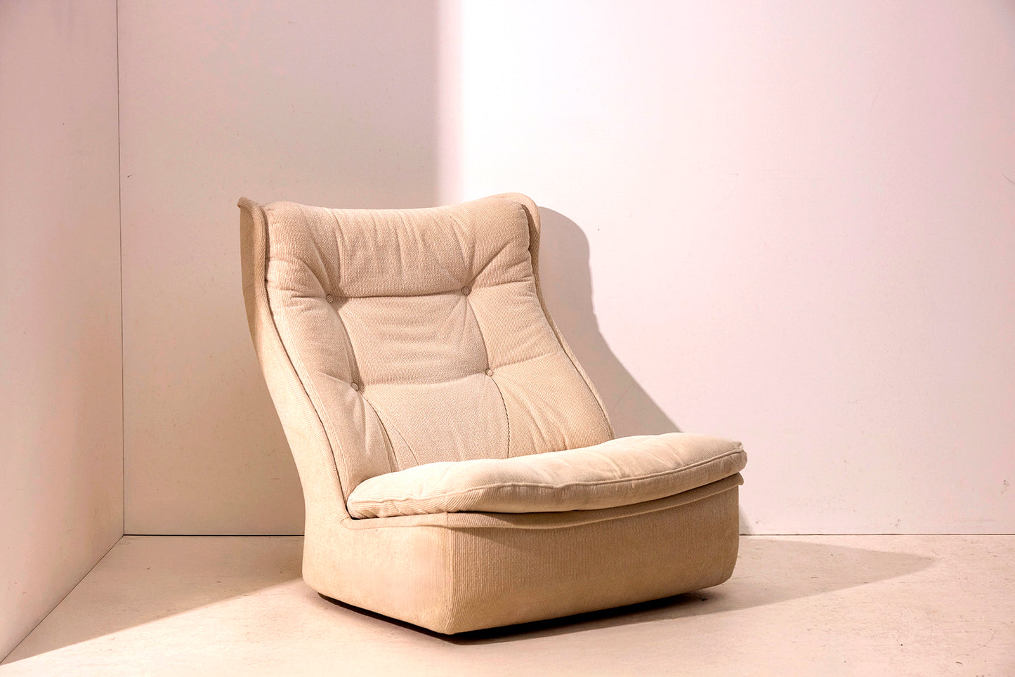 Michel Cadestin – Orchidée Chair for Airborne-BaanCollection