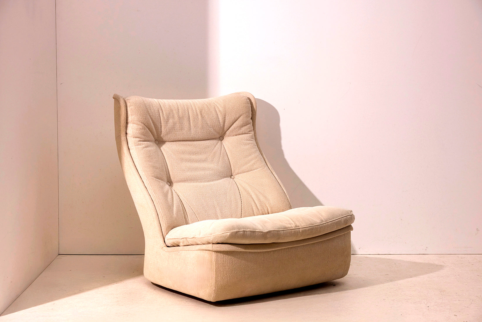 Michel Cadestin – Orchidée Chair for Airborne-BaanCollection