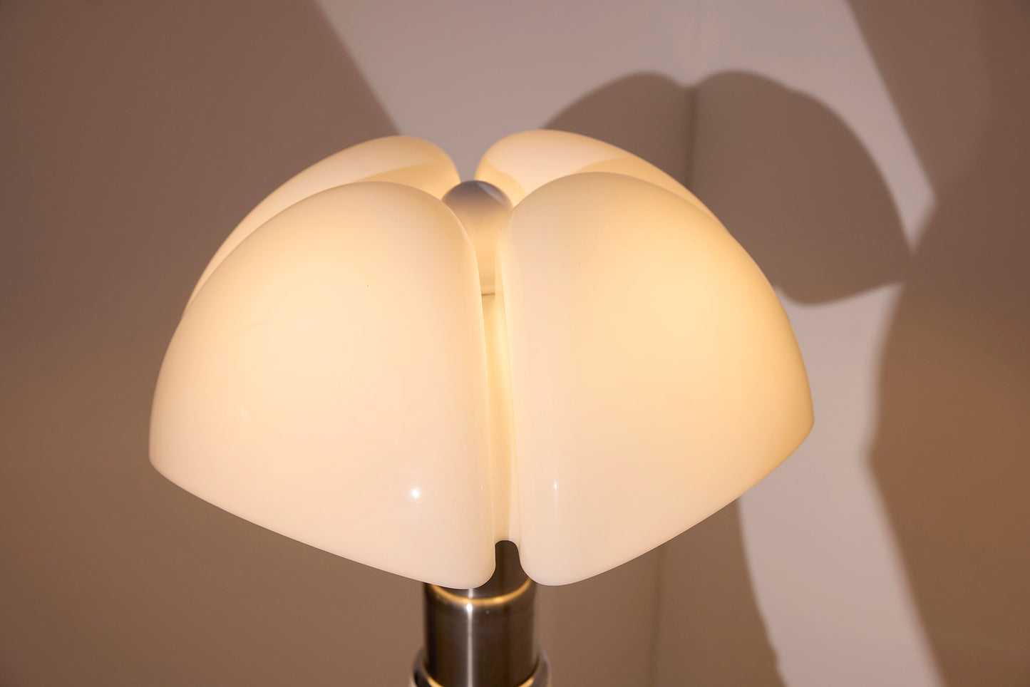 Pipistrello Lamp — Gae Aulenti forMartinelli Luce-White Large-baancollection-001