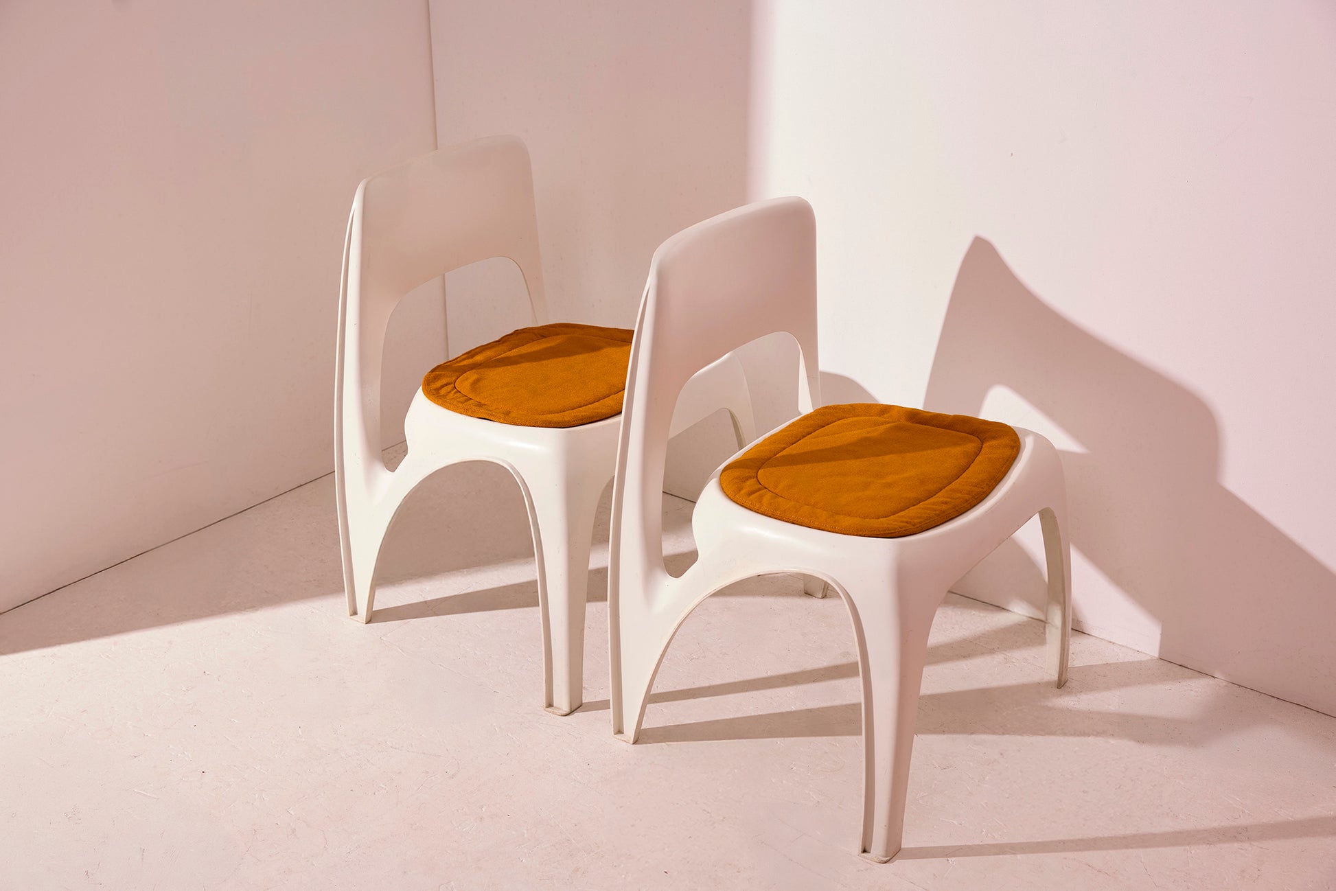 Preben Fabricius white plastic chair -baan -collection-set