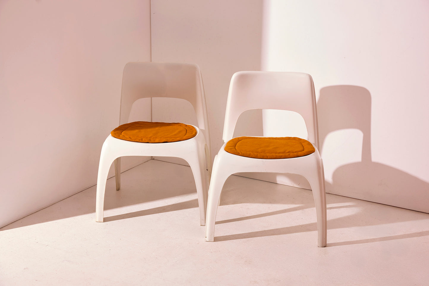 Preben Fabricius white plastic chairs-baan -collection-