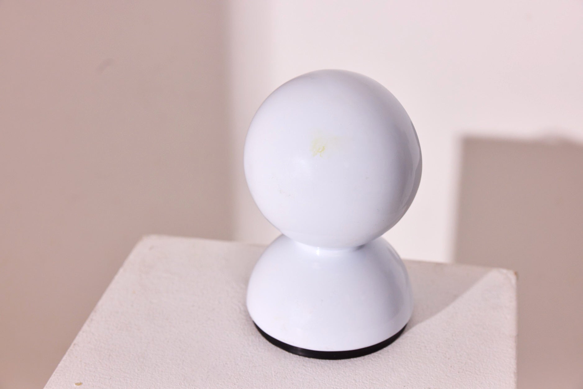 Vico Magistretti – Eclisse Table Lamp, White, Italy 1960s-baan-collection-frontal-back