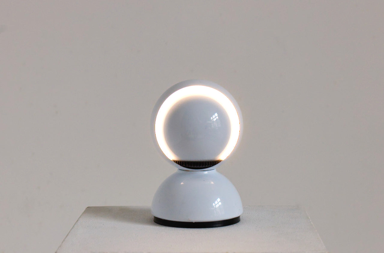 Vico Magistretti – Eclisse Table Lamp, White, Italy 1960s-baan-collection-frontal-closed