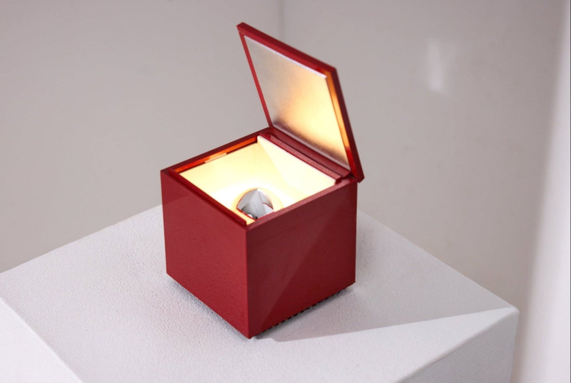 baancollection-Cuboluce by Cini & Nils-openbox01