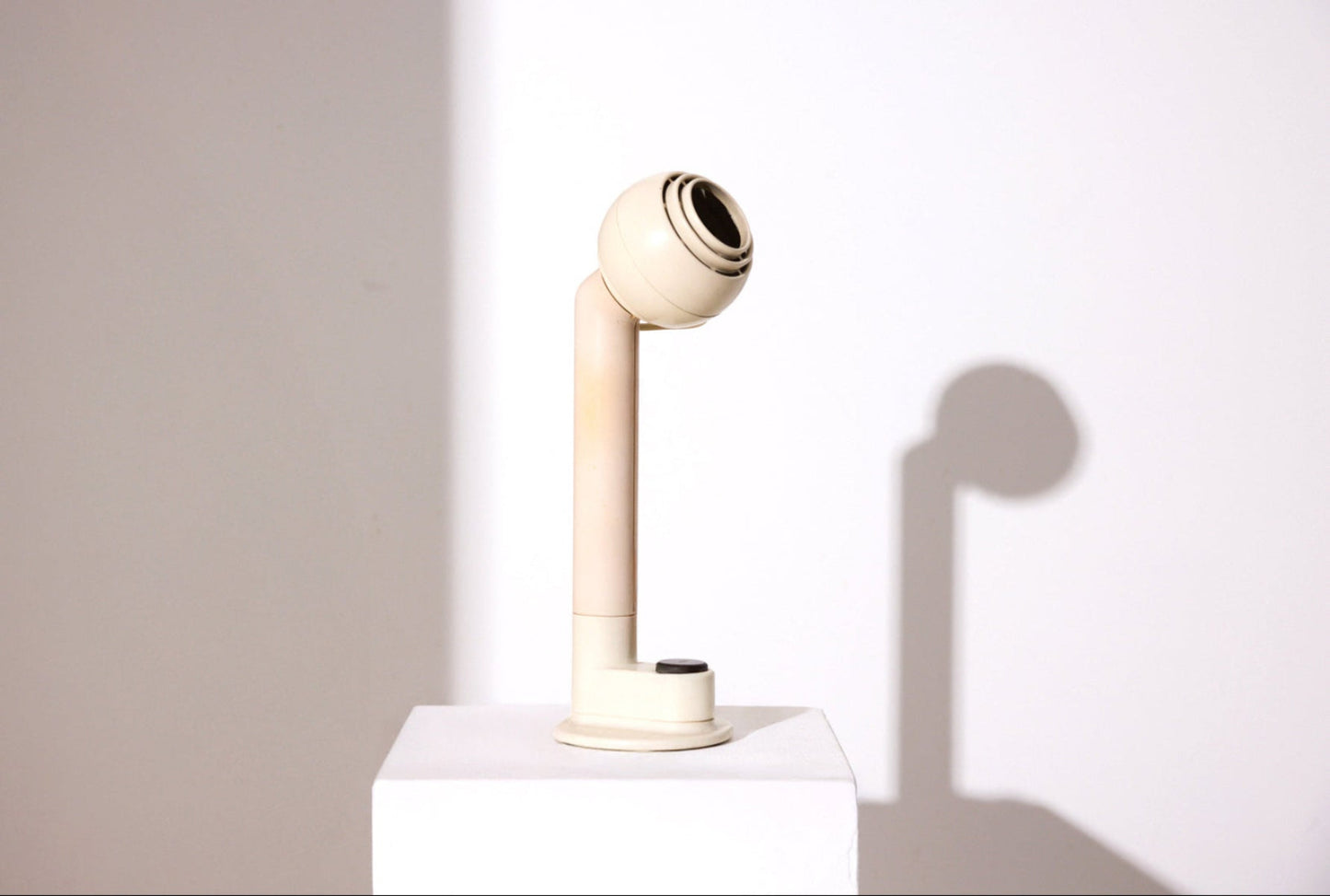 baancollection-osram-magneticlamp-01