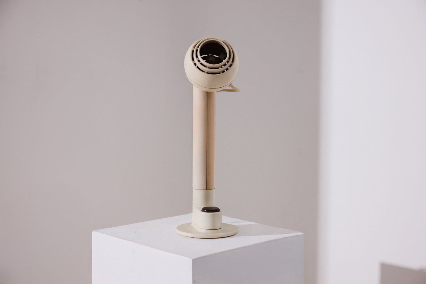 baancollection-osram-magneticlamp-frontal